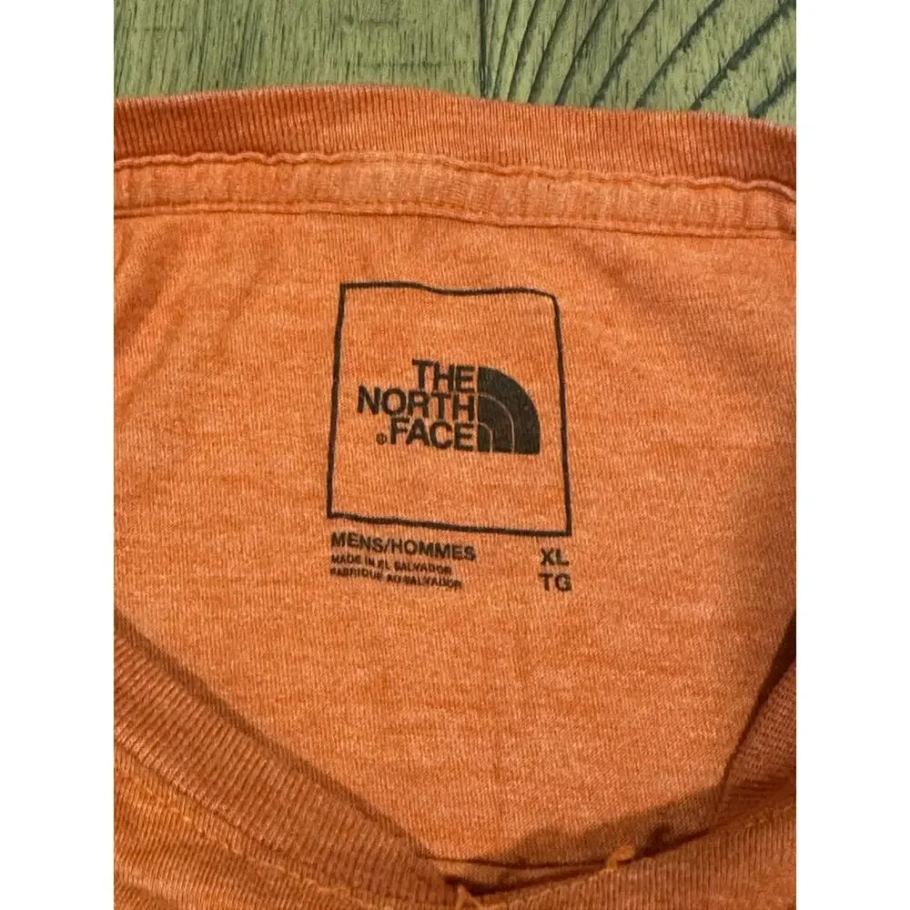 The North Face Men's Salmon Half Dome Logo Graphic T-Shirt XL Tri-Blend